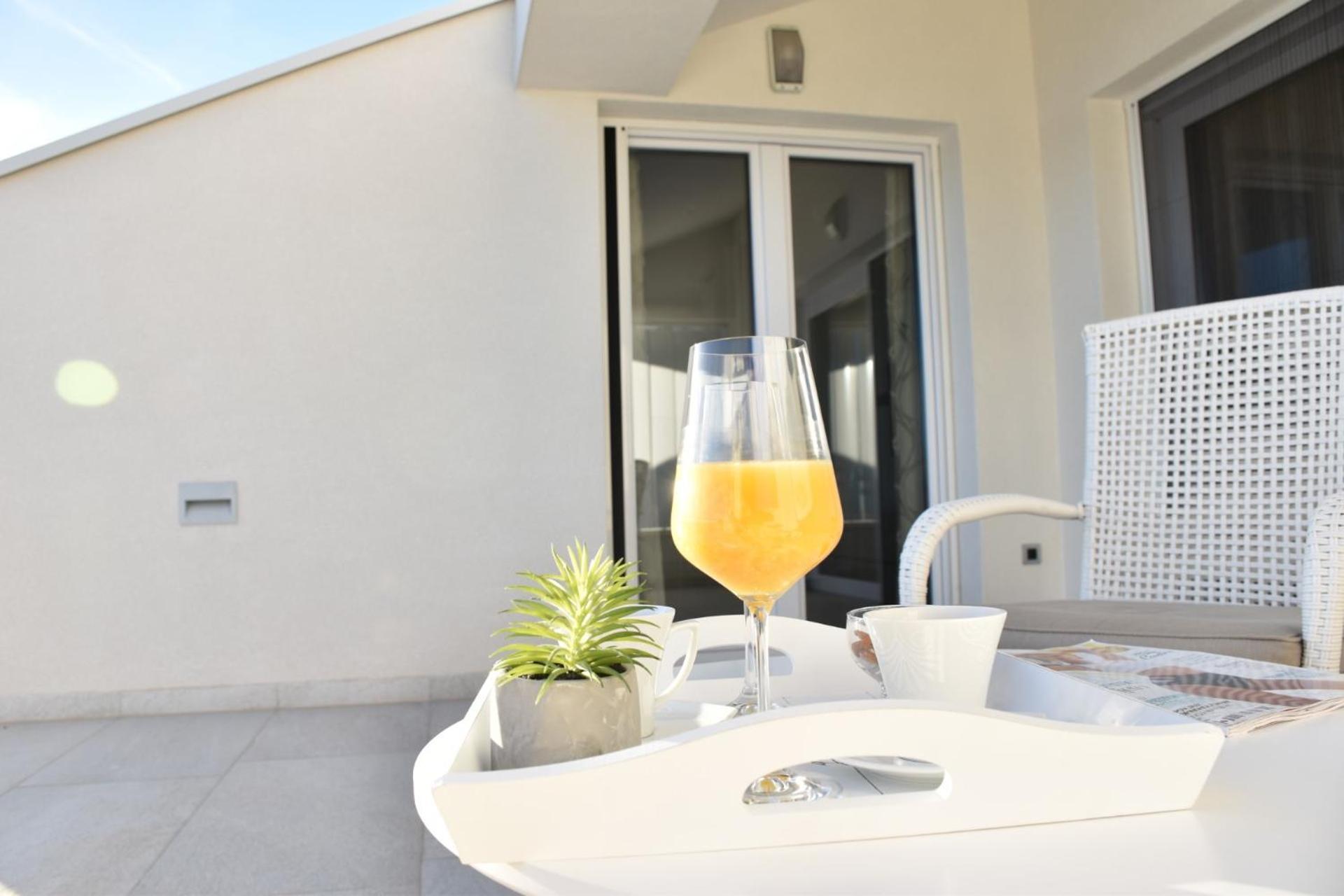 Beachfront Apartments - Villa Vita Stara Novalja Habitación foto